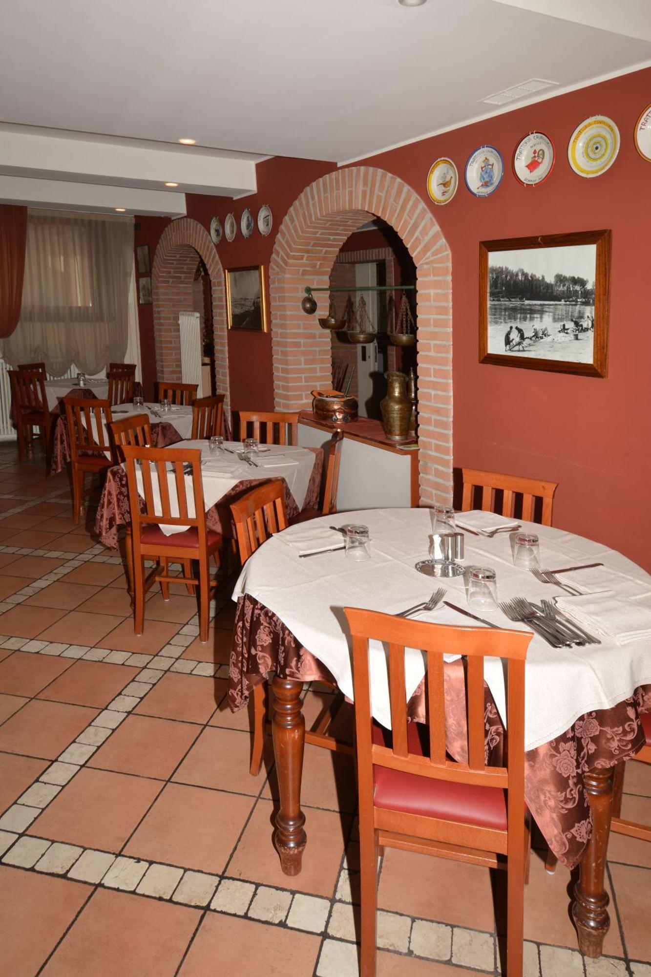 Albergo Cavallucci Sermide 외부 사진